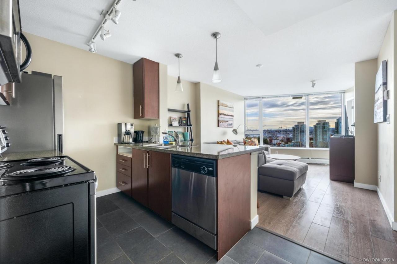 Explore Vancouver Downtown From Luxury 1 Bed/Bath Екстериор снимка